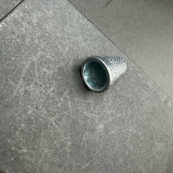 Vintage Monopoly Silver Thimble Replacement Game Piece - Picture 4 of 7